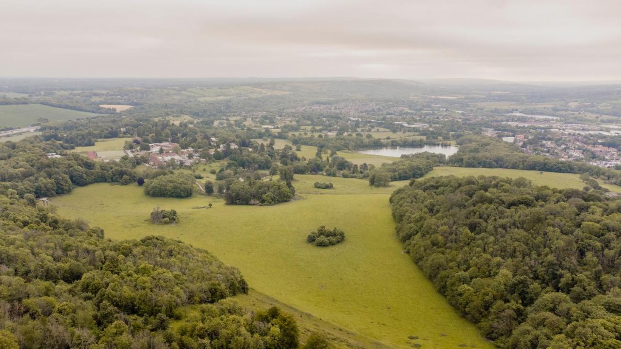 1 Bed Apartment - Redhill Central, Surrey, Gatwick #3 Zewnętrze zdjęcie